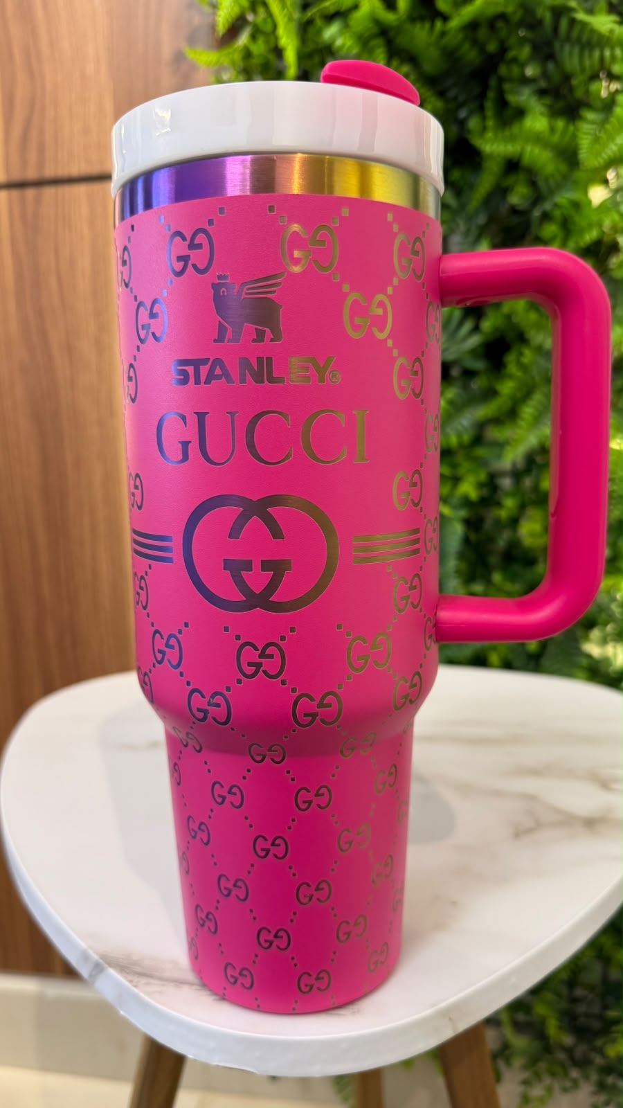 Stanley x Gucci إصدار محدود (1200) مل- وردي فاقع